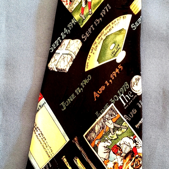 Nicole Miller Harmon Killabrew Baseball 1995 Necktie - Picture 1 of 5